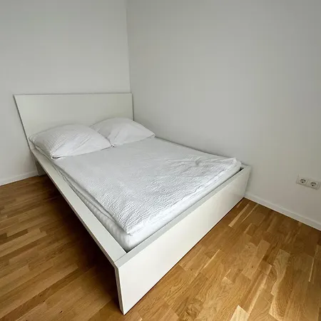 Modernes Apartment I Parkplatz I Terrasse Blumberg Zewnętrze zdjęcie